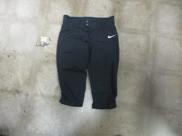 Pairing baseball pants with sports shoes-Used Nike Youth Knicker Size youth Small Baseball Pants