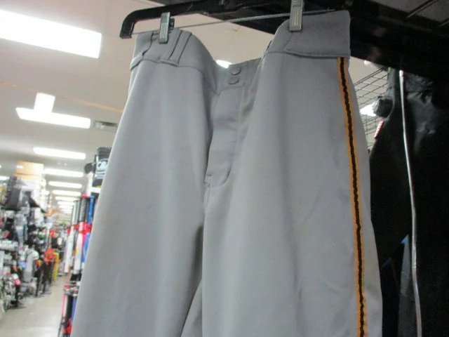 Baseball pants for athletic performance-Used Champro Knicker Adult Medium Baseball Pants