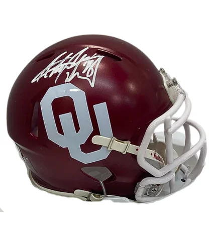 How to select football helmets with proper safety standards-Adrian Peterson Autographed Oklahoma Mini Football Helmet